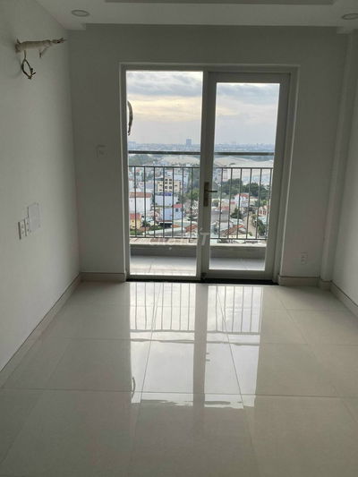 Cần bán gấp căn hộ Samsora 46m2 1PN+,1WC giá bán 1ty300 số hồng có sẵn