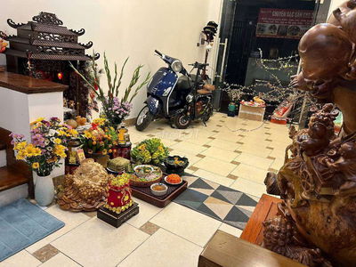 Bán nhà Liên Mạc, 61 m2 ,sẵn 3 tầng dân xây, giá 6,8 tỷ