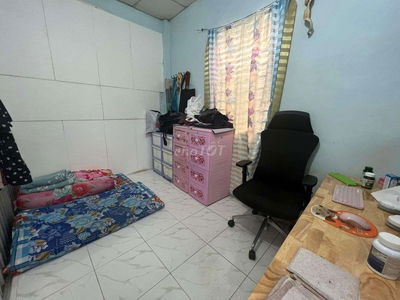 TRỊNH ĐÌNH TRỌNG - NGAY CHỢ PHÚ TRUNG - Q. TÂN PHÚ - NHÀ 2 TẦNG