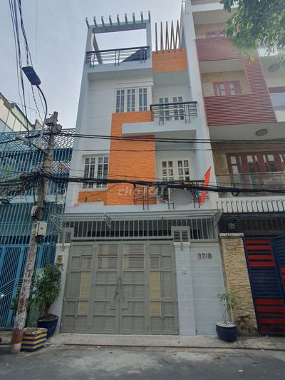 NHÀ HẺM 8M TÂN SƠN NHÌ_ 5X18M. TRỆT 3 LẦU. SẴN MÁY LẠNH.