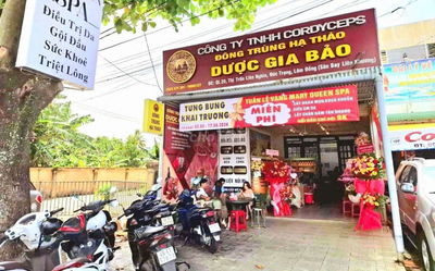 Nhà MT vị trí siêu đẹp ngay cổng vào sân bay Liên Khương!