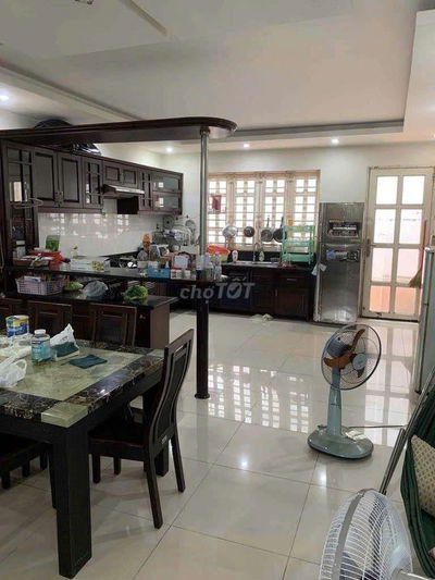Cho thuê nhà hẻm 6m đường Hoàng Hoa Thám Bình Thạnh gần chợ Cây Quéo