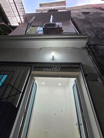 NHÀ NGÕ CHỢ KHÂM THIÊN ĐỐNG ĐA, 15M, 4T, MT3M, GIÁ 2,7 TỶ