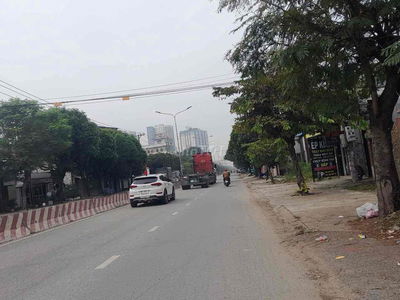 6ty900 MT Đt-743 sát bên VinCom Dĩ An, Phường Dĩ An Tp HCM