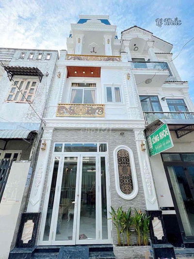 Nhà 1 trệt 2 lầu Full nội thất - Nằm cách bệnh viện ĐK Trung Ương 100m