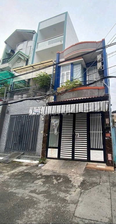 Nhà hẻm 8m Kênh Tân Hóa - 1 Lầu nhà rộng