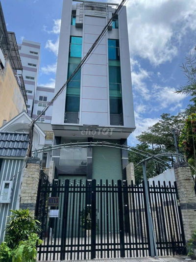 MẶT TIỀN TRƯỜNG SƠN, QUẬN 10. DT 8×30, HẦM 6 LẦU