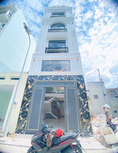 NHÀ KHU ĐẸP 4 LẦU ĐƯỜNG NHỰA XE TẢI. HÀNG XÓM THÂN THIỆN