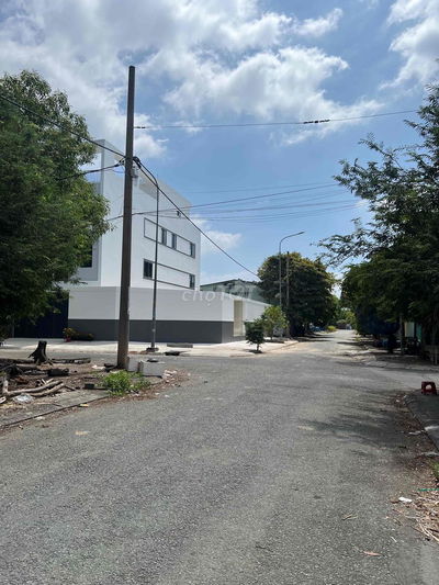 Đất thổ cư khu tái định cư KDC Long Thới