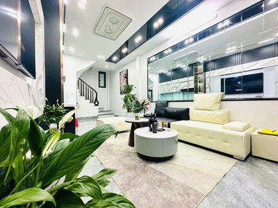 Hàng hiếm nhà Xã Đàn, Đống Đa, nhà mới ngõ rộng, 5 tầng, 60m2, 13,4 tỉ