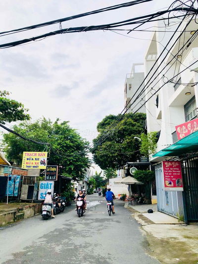 CHỦ GẤP BÁN - hẻm 8m thông - 66m2 - 3tầng - chỉ hơn 6tỷ