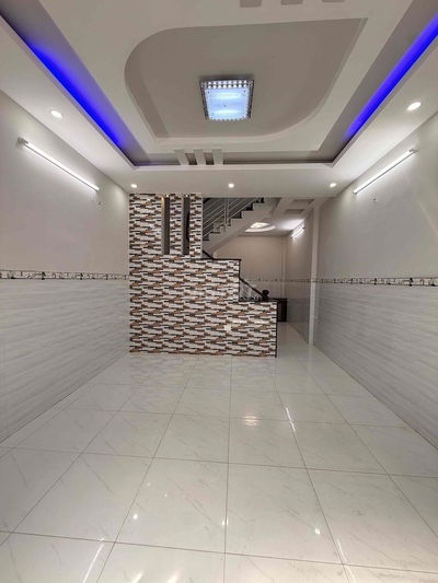 NHÀ ĐẸP Ở NGAY HXH KHU LÊ VĂN QUỚI - BÌNH TÂN