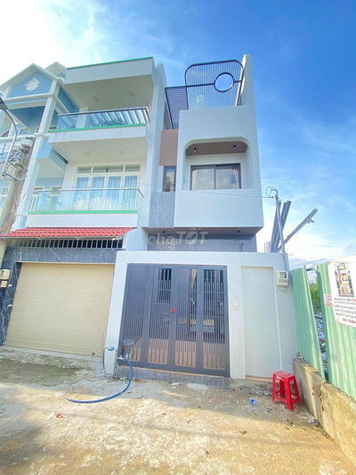 bán nhà quận 9 xây mới 1 trệt 2 lầu đường oto, cách lê văn việt 300m