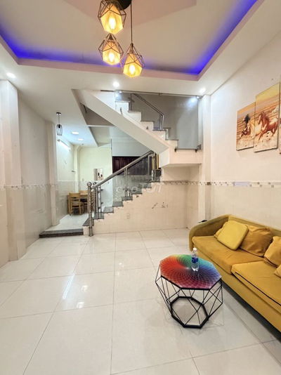 Nhỉnh 4 Tỷ –Nhà 2 Tầng Đúc 40m² Chợ Bình Trị  Đông Hẻm 4m Thông Ở Ngay