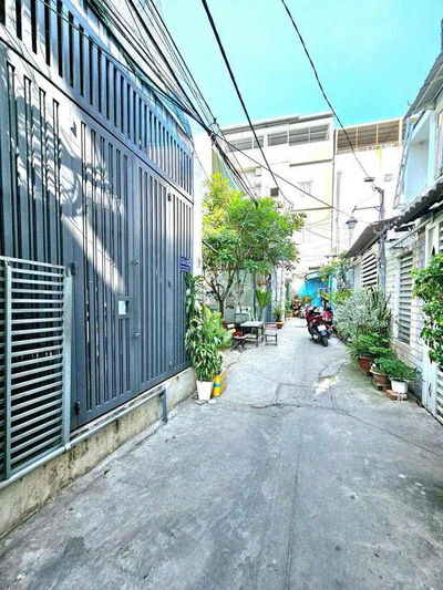 Cần bán đất hẻm 1135 huỳnh tấn phát quận 7