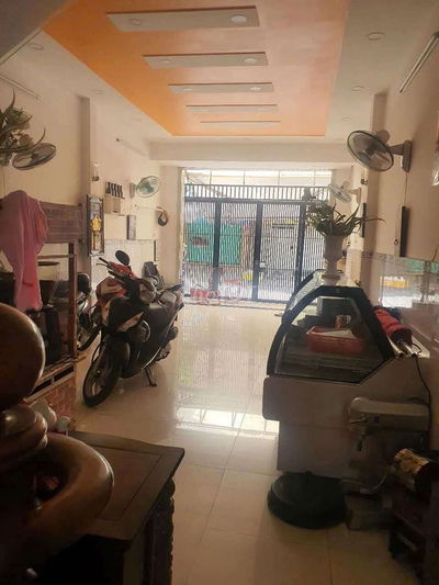 Bán nhà Bình Phú 1 4x21 3 lầu đường nhựa 12m vị trí cực đẹp