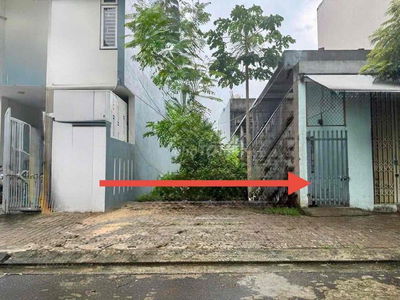 MT Trần Quý Khoachd sát  Hồ tùng mậu, vị trí đẹo ạ