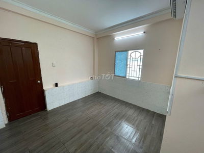 CHÍNH CHỦ CHO THUÊ PHÒNG TRỌ – HẺM 958 LẠC LONG QUÂN - TÂN BÌNH - Q10