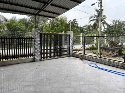 Nhà chánh mỹ nguyễn văn cừ 3pn dt 200m chỉ 7tr5