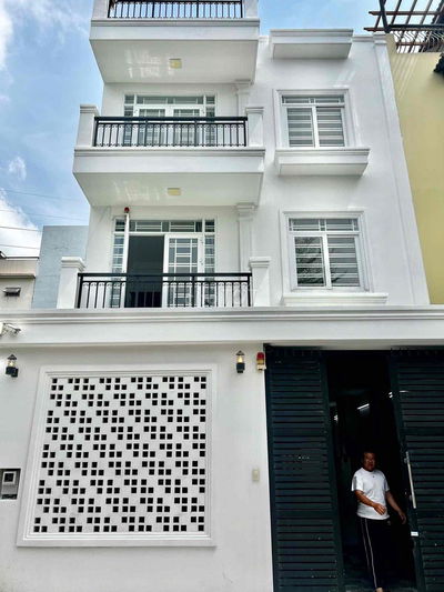 Nhà khu Aeon Tên Lửa 7x14,3.5 tấm giá 22 tr/th