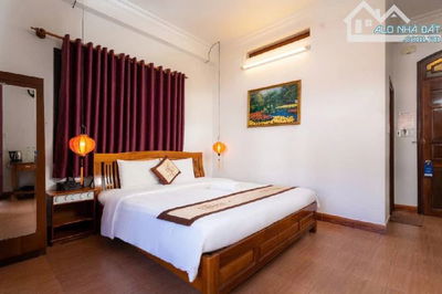 HÀNG ĐỘC QUYỀN !!!!! Siêu Phẩm Khách Sạn 3 Tầng Tại Hội An – Cơ Hội Đầu Tư Vàng!