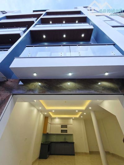 Nhà đẹp! Hơn13 tỷ- Bán Nhà Hoàng Văn Thái - Thanh Xuân - 65m2- 5 tầng -Gara- Phân Lô.