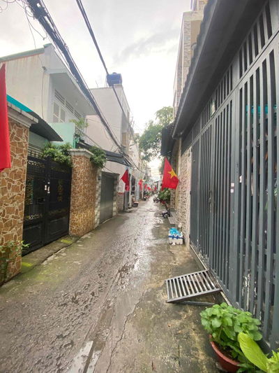 Nhà HXH Bông Sao, Nhỉnh 9 tỷ, 130m2 ngan 5,5m dài 23m Hẻm Xe Hơi