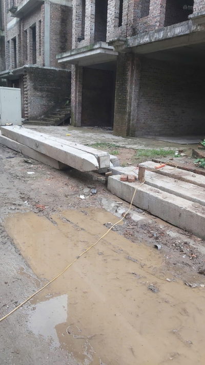 Bán biệt thự liền kề, xây thô 3 tầng. Giấy tờ chính chủ đầy đủ