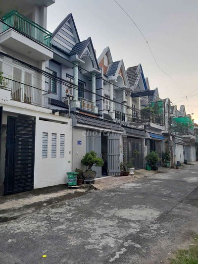 Nhà 2 tầng 1/ngắn hẻm nhựa 6m Đ.Xuân Thới Thượng 53,DT: 5 x 16 (80m2)