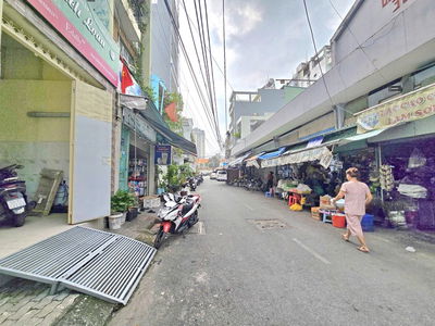 HOT - 4 tầng, 4x15.5m mặt tiền chợ Cư Xá Ngân Hàng Q7 giá 12.5 tỷ