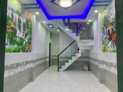 Bán nhà Mỹ Huề. Trung Chánh. Nhà 1 trệt 2 lầu. 2 phòng ngủ. 2 tolet.