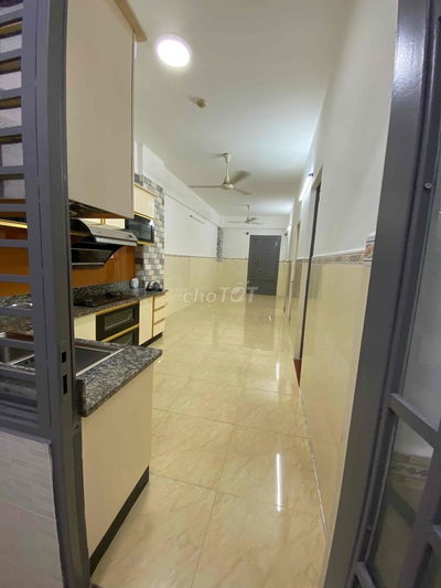 Nhà đẹp vô ở ngay Cao Ốc A Ngô Gia Tự( 2pn 2wc)