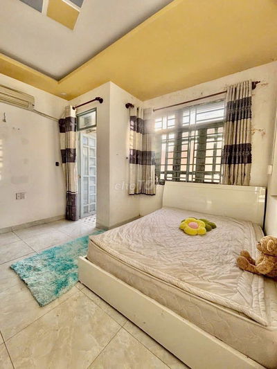 CHDV 2PN NGUYÊN LẦU 1WC NGAY QUANG TRUNG TIỆN NGHI AN NINH Ở NGAY ĐƯỢC