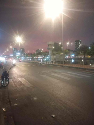 Nhà mặt tiền đường Bình Đông gần Tùng Thiện Vương P13Q8