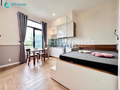 CHO THUÊ PHÒNG BAN CÔNG TÁCH BẾP - NGAY CHỢ TÂN MỸ