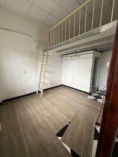 Phòng gác Nguyễn Kiệm p3  Gò Vấp ngay cv Gia Định   Tân Sơn Nhất
