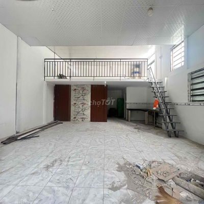 Cho thuê nhà trệt gác lửng hẻm tải thông 6x11