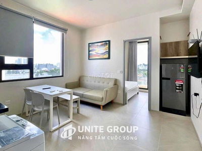 Căn hộ cao cấp 1 phòng ngủ ban công - Full nội thất - rộng 40m2