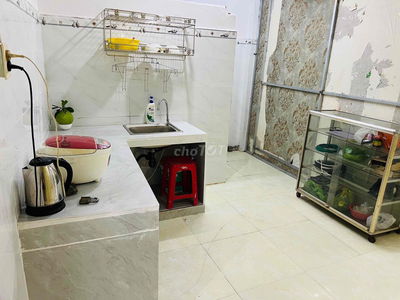 cho thuê nguyên căn 50m vuông gần chợ khu yên tỉnh