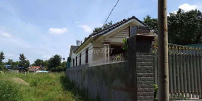 Ngộp 10x32m  ( sẵn nhà mái nhật)