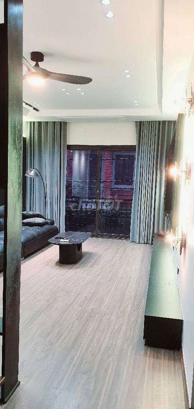 Bán nhà Ngọc Lâm Long Biên,Ô Tô đỗ cửa,DT 48m x 5 tầng.Giá chi 12,7 tỷ