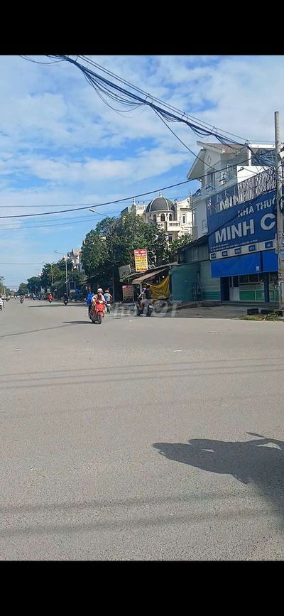 VÀI BƯỚC CHÂN RA MẶT TIỀN ĐƯỜNG BÌNH THÀNH - NHÀ MỚI - HẺM 5M - 84M2