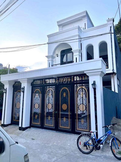 Nhà 1 trệt 2 lầu mới kiên cố Phú Lợi cũ (phường Phú Lợi-TP.HCM) giá êm