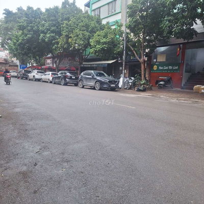 Chỉ 90 tr đ/ 1m2 đất sổ đỏ tại đô thị Pháp Vân gần đường Ngọc Hồi