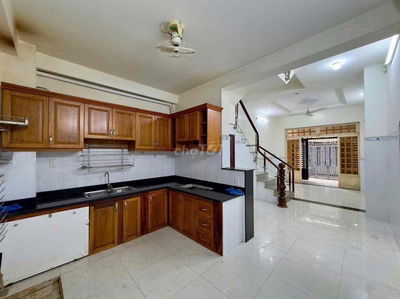 BÁN NHÀ NGUYỄN VĂN KHỐI- NHỈNH 5 TỶ- NHÀ 3 TẦNG-KHU HIẾM NHÀ BÁN GÒ VẤ