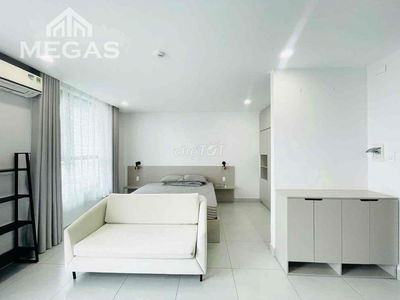 Studio ban công siêu lớn khu Nơ Trang Long Vạn Kiếp Phan Đăng Lưu