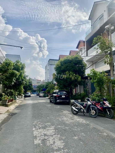 CHÍNH CHỦ BÁN BIỆT THỰ 4TẦNG TT Q7 CÓ THANG MÁY,9x18M,CHỈ 17,9TỶ tlcc