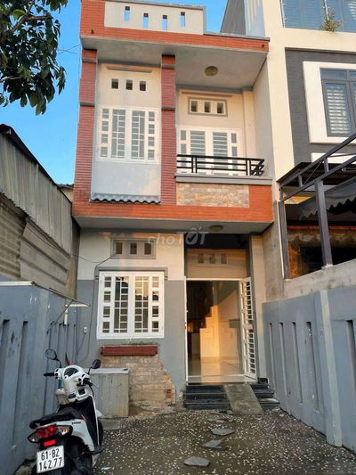 Cho thuê nhà trệt lầu gần ủy ban Phú  Mỹ đối diện kdc Phúc Đạt