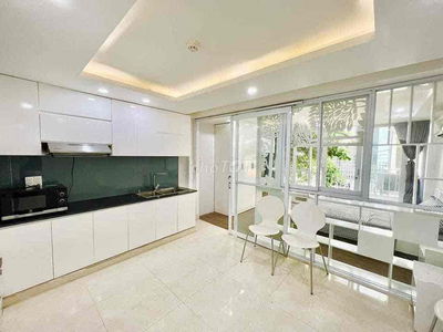 Siêu Phẩm Căn Hộ Layout 1PN Ban Công Rộng Thoáng Với Dàn Bếp Chỉnh Chu