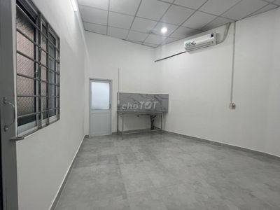 Phòng Trọ Mặt Tiền Đường Hoàng Văn Thụ - Phú Nhuận